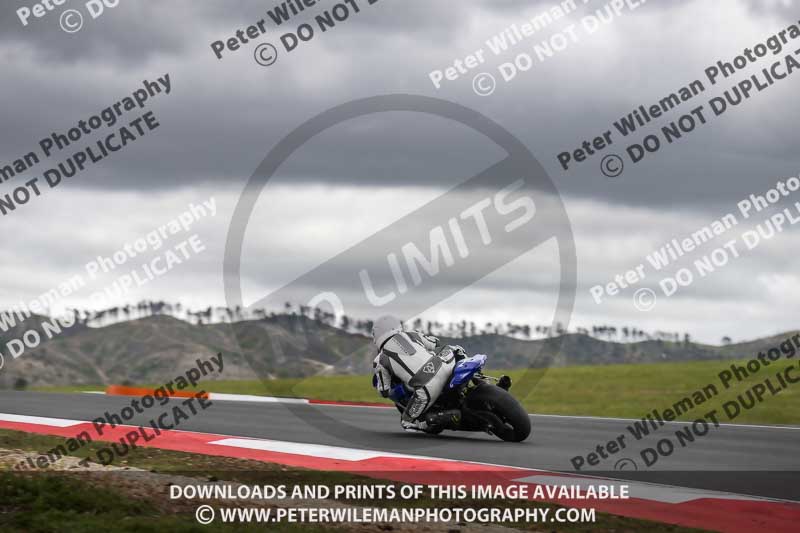 cadwell no limits trackday;cadwell park;cadwell park photographs;cadwell trackday photographs;enduro digital images;event digital images;eventdigitalimages;navarra;no limits trackdays;peter wileman photography;racing digital images;trackday digital images;trackday photos